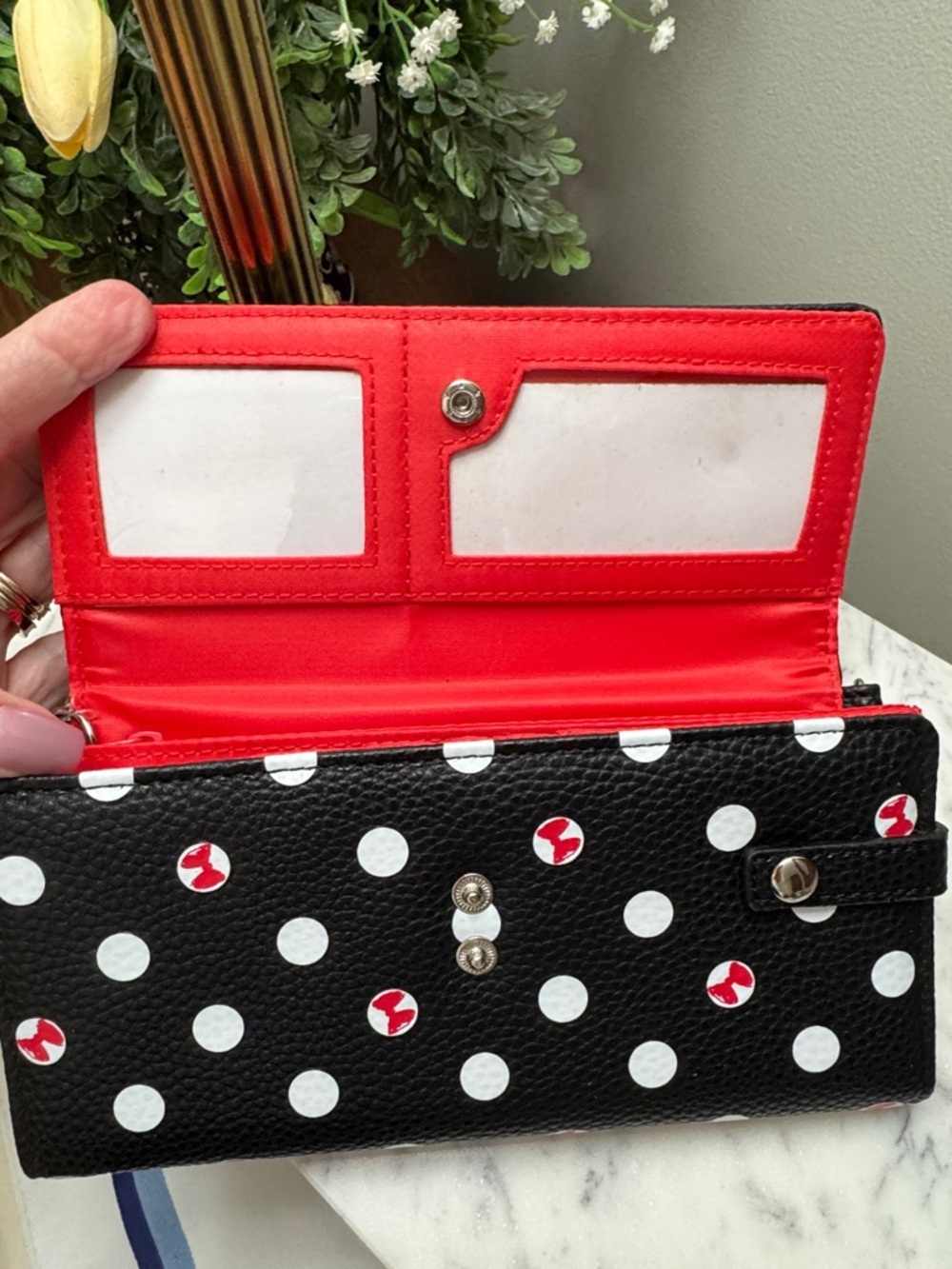 Disney Black  Polka Dot Crossbody Wallet / Wristlet with Red Accent NWT - Picture 4 of 10